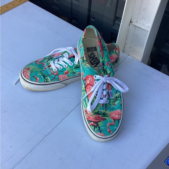 Wanted wanted wanted - Picture 1 of 8